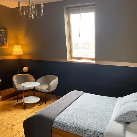 瓦康迪罗吉斯法哈洛比旅馆 宾馆